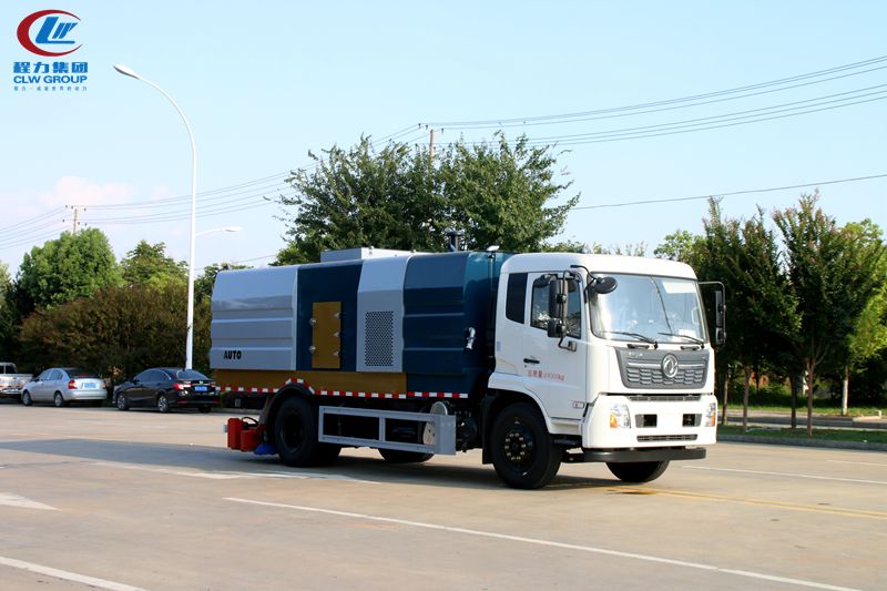 天錦高端專用吸塵車